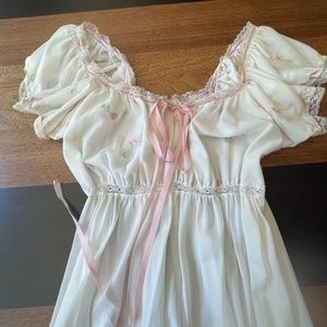 Vintage night gown